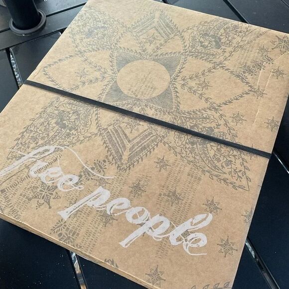 BNIB Free People James Chelsea Boots Off White Side Zip Womens Sz 7 - Picture 7 of 7